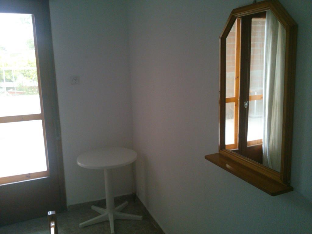 Kalaitzis Apartments Kalyves Polygyrou Екстериор снимка