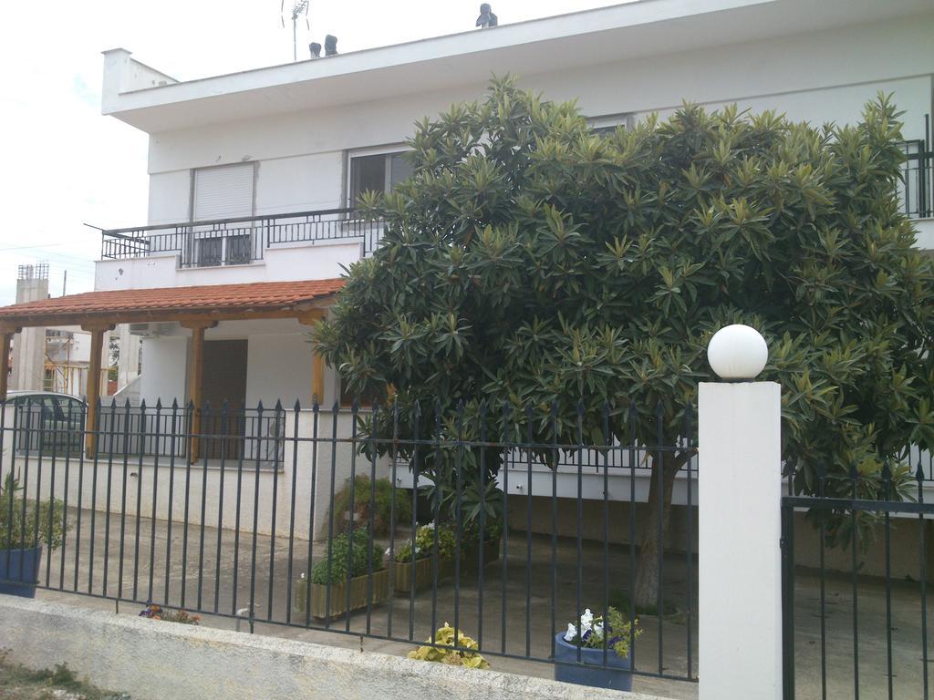 Kalaitzis Apartments Kalyves Polygyrou Екстериор снимка