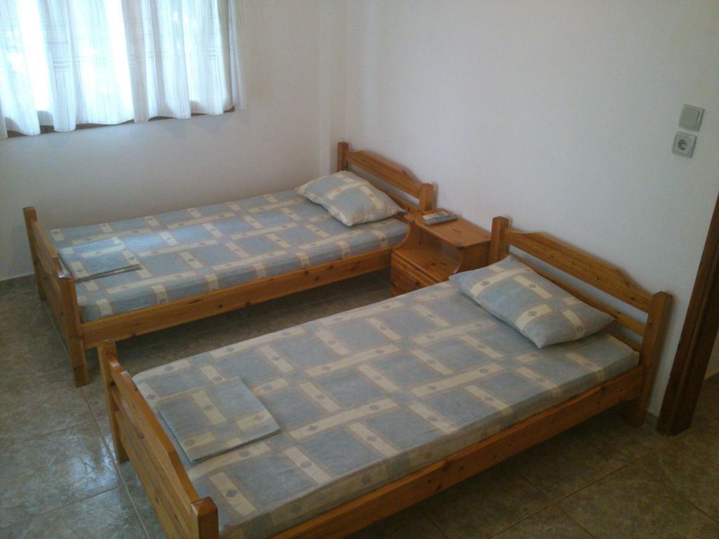 Kalaitzis Apartments Kalyves Polygyrou Стая снимка