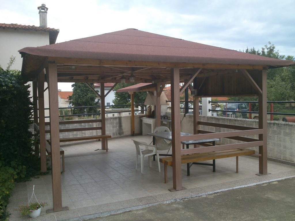 Kalaitzis Apartments Kalyves Polygyrou Екстериор снимка
